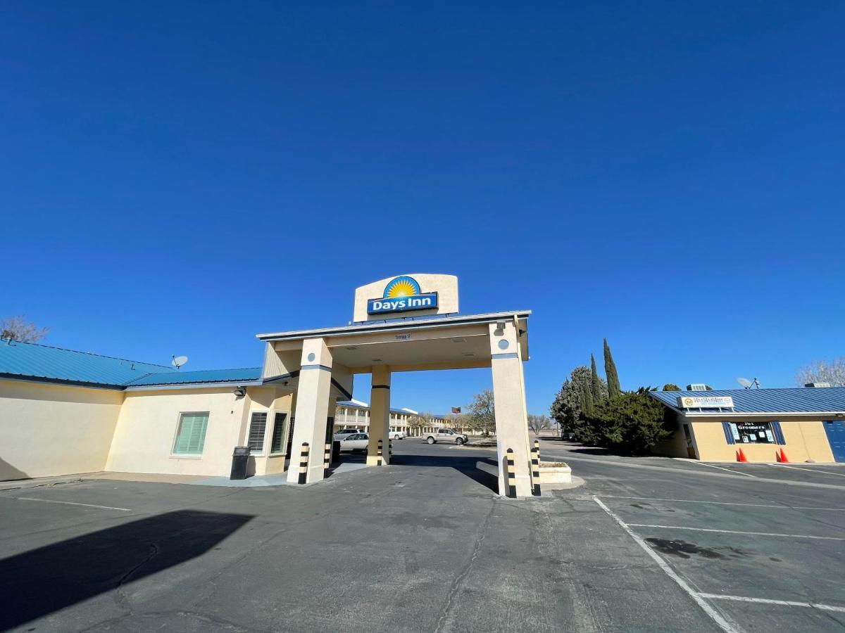 Days Inn By Wyndham Deming Exterior photo